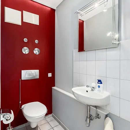 100 Qm Penthouse Mit Loggia Im Citycenter Apartmán Friedrichshafen