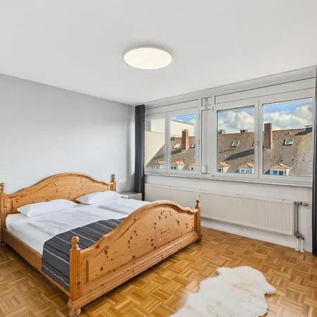 Apartmán 100 Qm Penthouse Mit Loggia Im Citycenter *