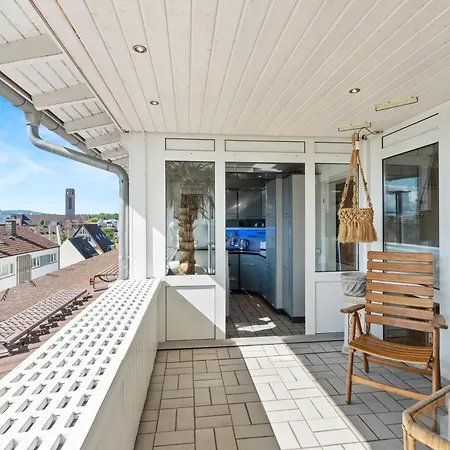 Apartament 100 Qm Penthouse Mit Loggia Im Citycenter Friedrichshafen