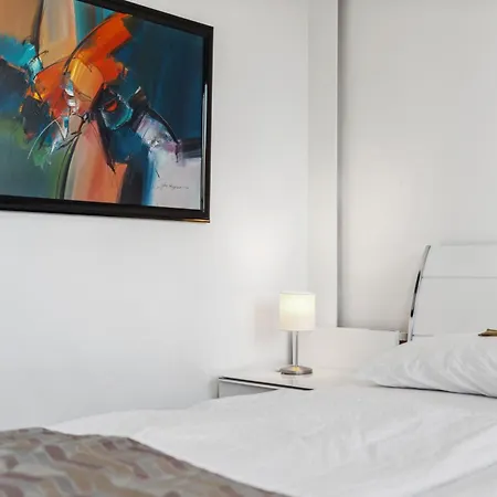 100 Qm Penthouse Mit Loggia Im Citycenter Apartmán Friedrichshafen