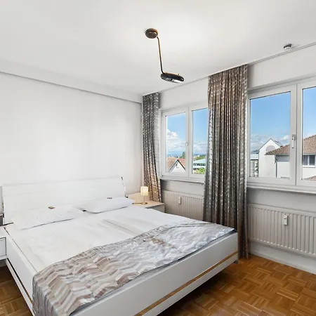 Apartament 100 Qm Penthouse Mit Loggia Im Citycenter *