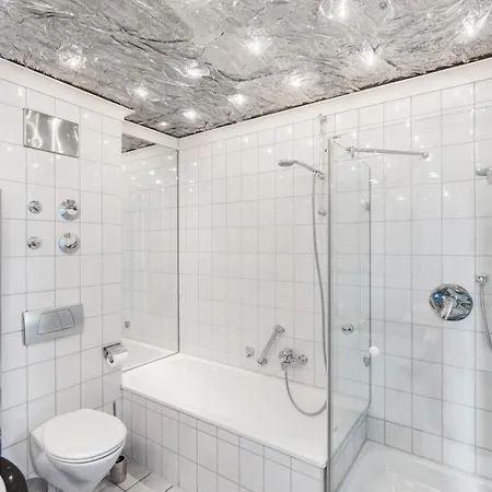 Apartament 100 Qm Penthouse Mit Loggia Im Citycenter *