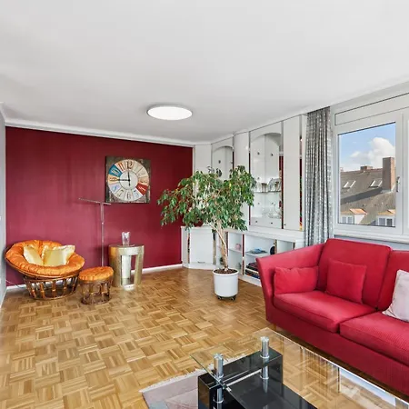 100 Qm Penthouse Mit Loggia Im Citycenter * Friedrichshafen
